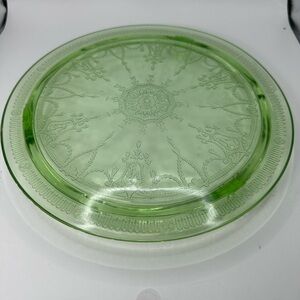Vintage Anchor Hocking Uranium Glass Cake Three Footed Plate Cameo Ballerina.